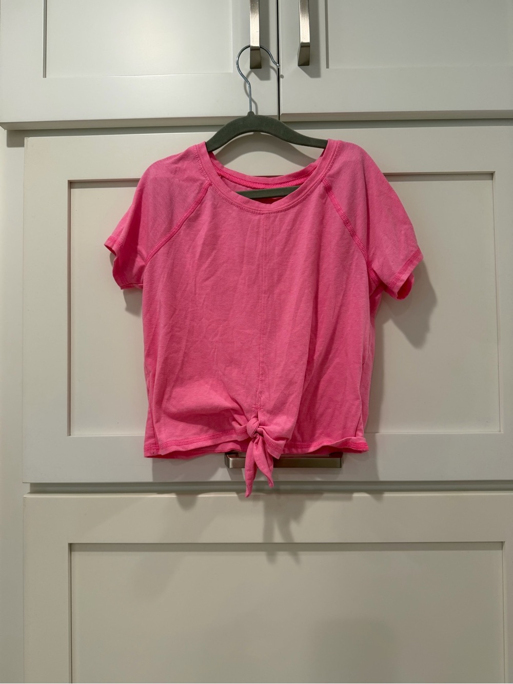 Lilly Pulitzer girls Bright Pink Luxletic Tee
